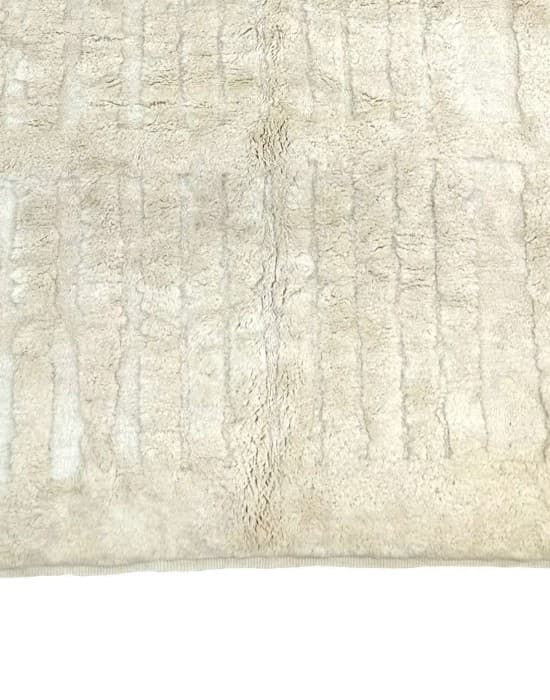 Close-up of Hb3486 showing the Berber knot in natural Atlas Mountain wool