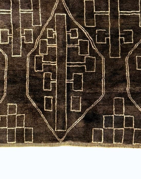 Close-up of Hb3512 showing the Berber knot in natural Atlas Mountain wool