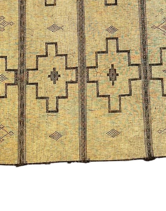 Close-up detail of Nt344, Ochre Column - Soufiane Zarib