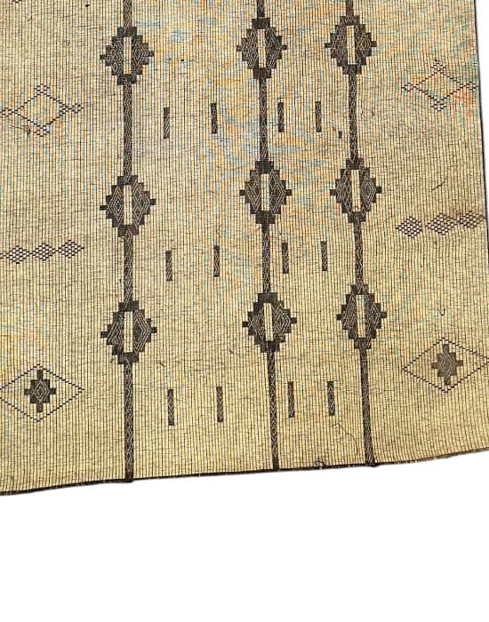 Close-up detail of Nt347, Medallion Column - Soufiane Zarib