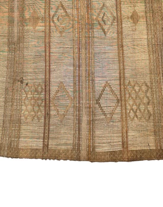 Close-up detail of Nt380, Interlocking Weave - Soufiane Zarib