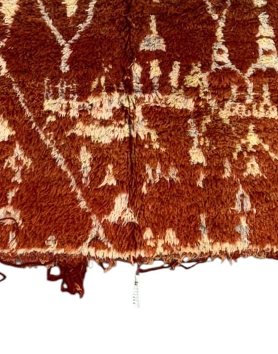 Close-up detail of HB3151, Strong Statement - Soufiane Zarib