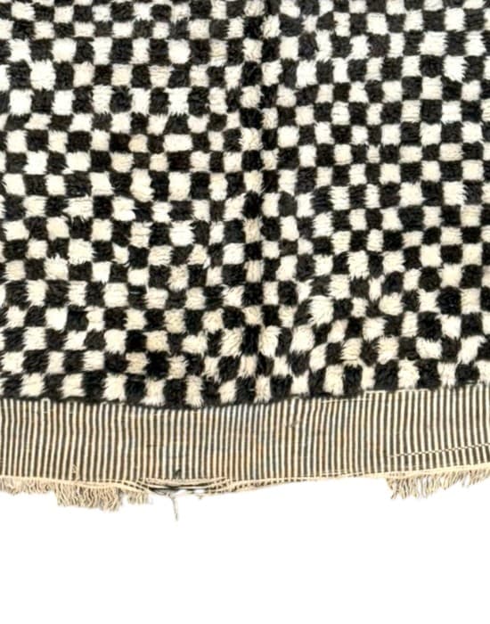 Close-up detail of Kil4854, Terracotta Diamond - Soufiane Zarib