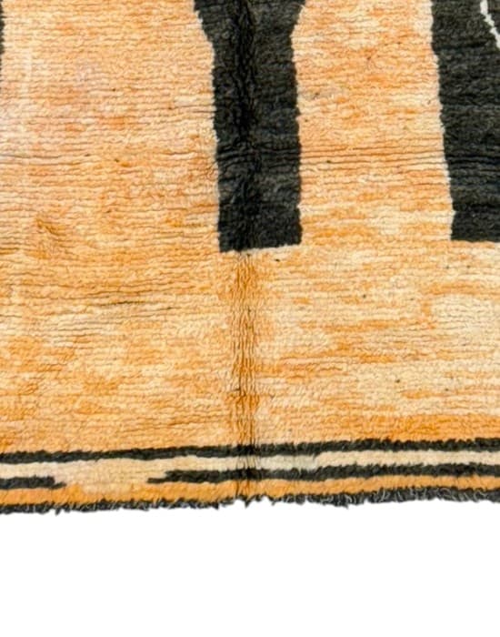 Close-up detail of Kil4856, Saffron Lattice - Soufiane Zarib