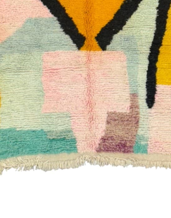 Close-up detail of Kil4860, Mustard Diamond - Soufiane Zarib