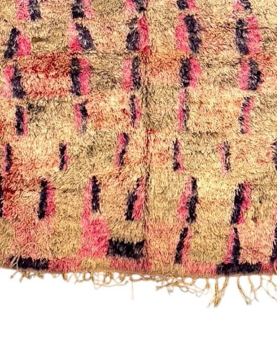 Close-up detail of Kil4871, Amber Diamond 1 - Soufiane Zarib