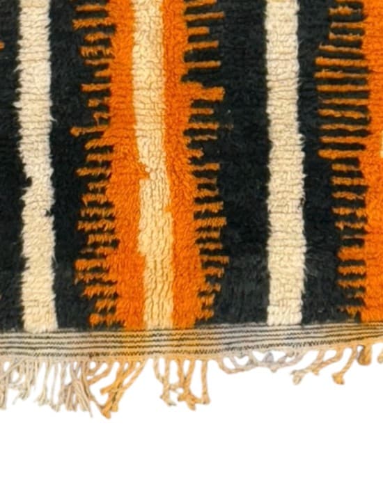 Close-up detail of Kil4875, Crimson Mosaic 1 - Soufiane Zarib