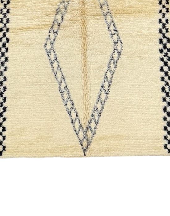 Close-up detail of Kil4885, Elegant Simplicity - Soufiane Zarib